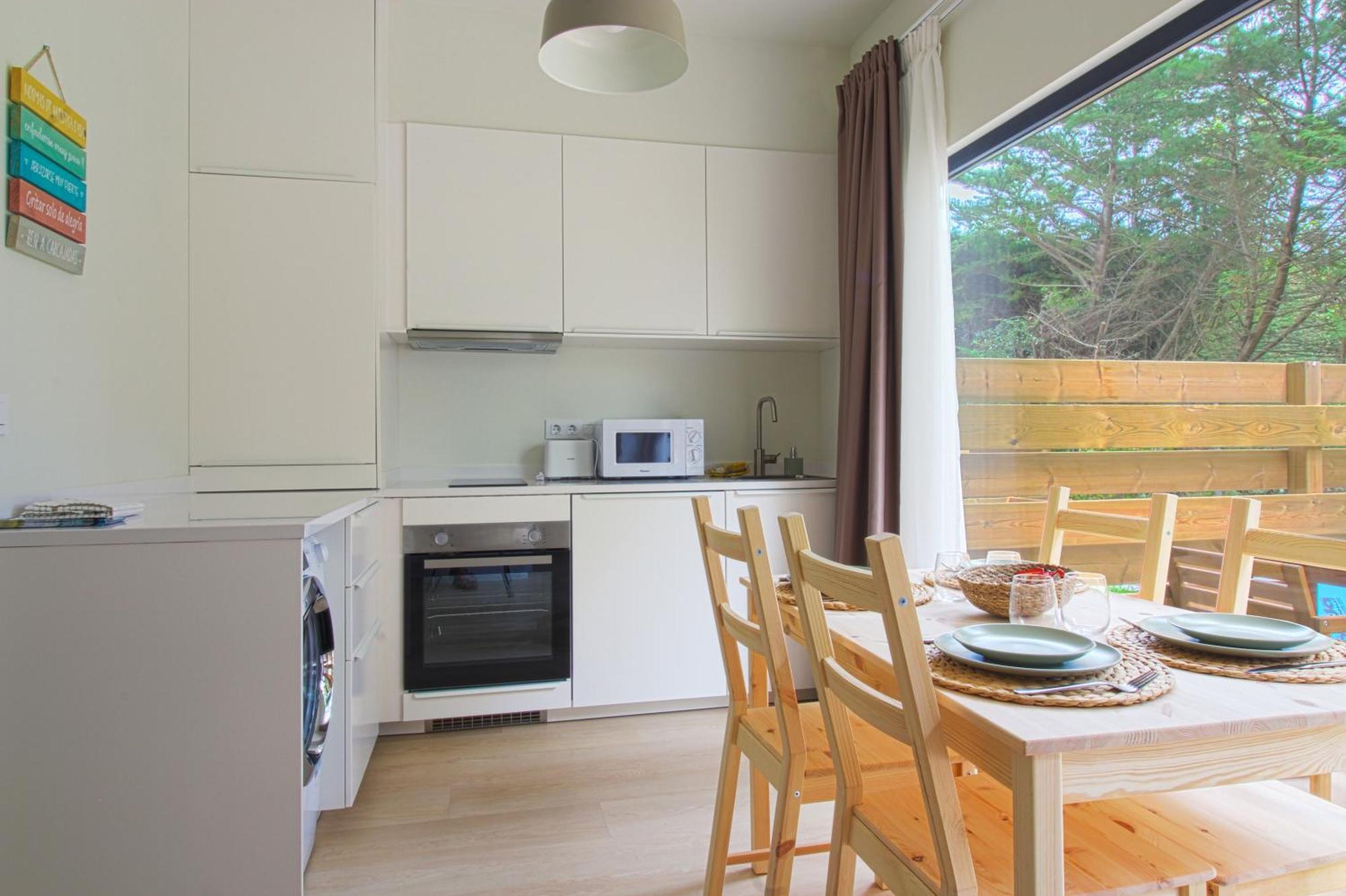 Apartamentos Costa Meron San Vicente De La Barquera Exteriér fotografie